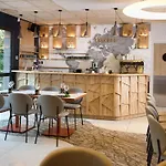 Hotell Novotel Sud 4*