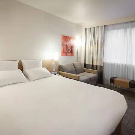 Hotel Novotel Sud 4*