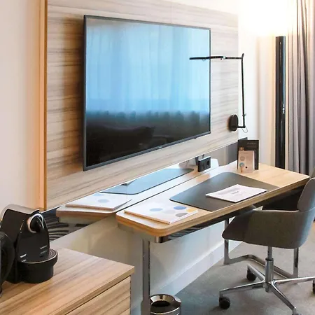 Novotel Sud Hotel 4*