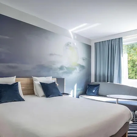 Hotel Novotel Sud 4*
