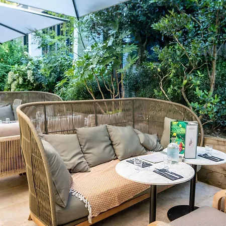 Novotel Sud Hotel 4*