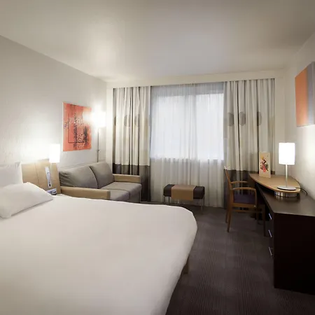 Hotel Novotel Sud 4*