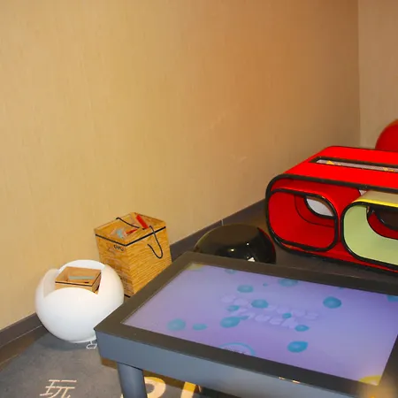 Novotel Sud Отель