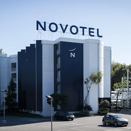 Novotel Sud Hotel 4*