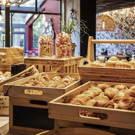 Hotel Novotel Sud 4*