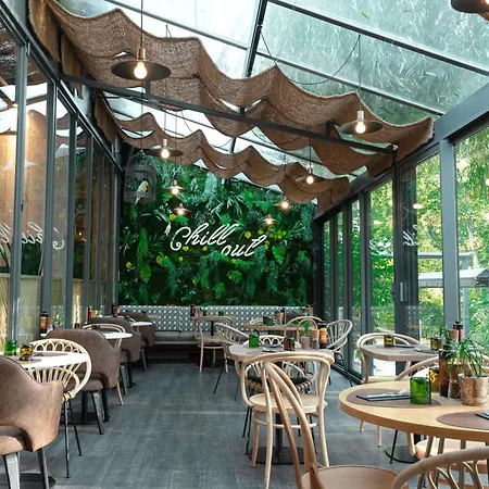 Novotel Sud Отель Валанс