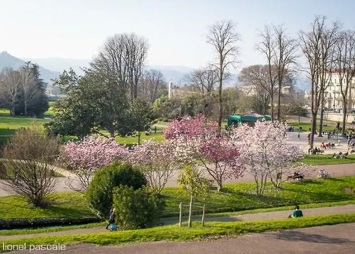 Novotel Sud Отель