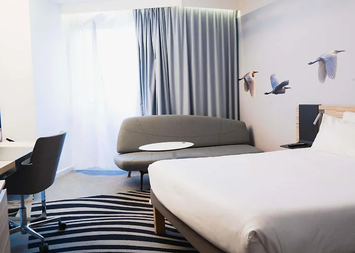 Novotel Sud Отель